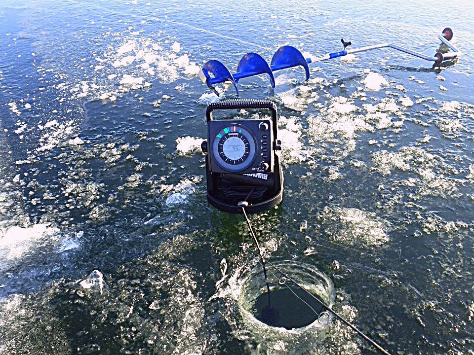 https://fishingminnesota.com/wp-content/uploads/2014/02/Early-Ice-001.jpg