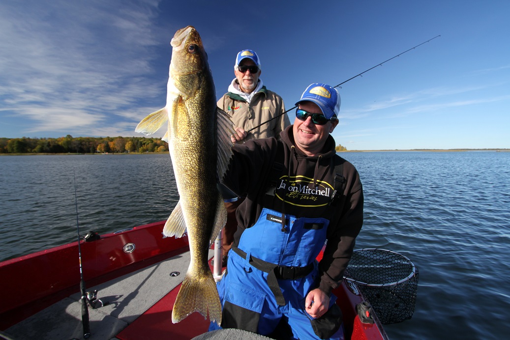 Jigging for walleye Ten Tips to Catch More Walleyes with Jigs